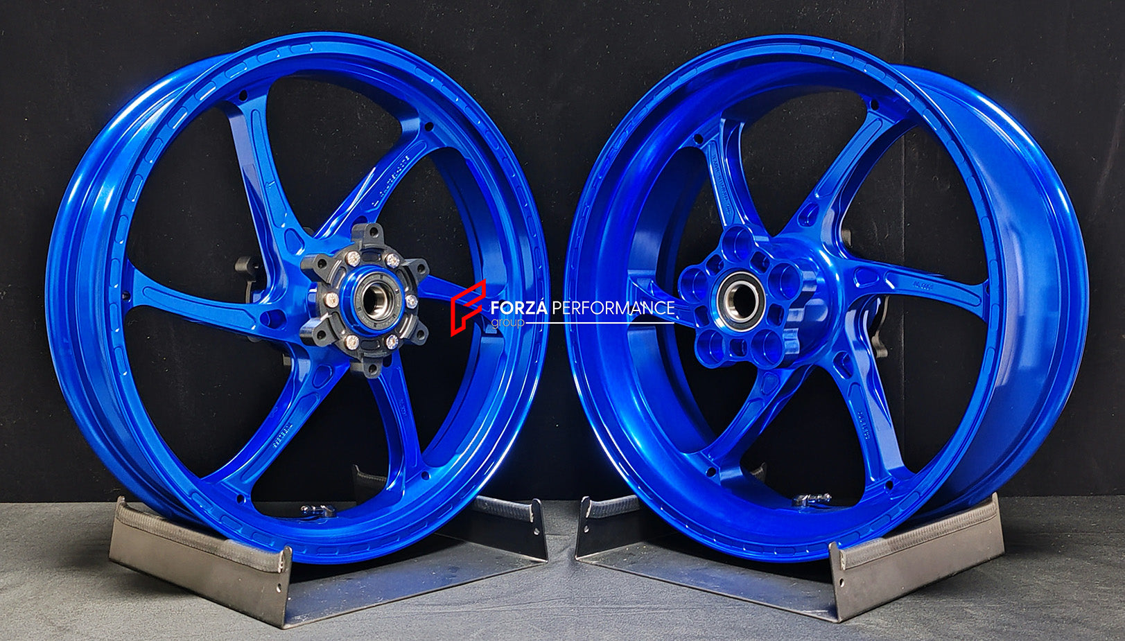 We manufacture premium quality forged motorcycle wheels rims for QJMOTOR in any design, size, color.

Wheel sizes (motorcycle spec):

Front: 3.5 x 17

Rear: 6 x 17

Weight:

Front: 4.25 kg (9.37 lbs)

Rear: 4.85 kg (10.69 lbs)


Finishing: Gloss Blue

Forza Performance Group engineers and manufactures each forged motorcycle wheel individually per order. This ensures precise fitment, uncompromised strength, and unique styling. Whether for racing, touring, or daily use — our wheels are built for both performa