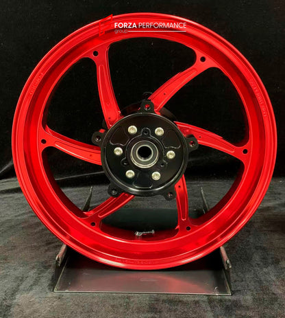 We manufacture premium quality forged motorcycle wheels rims for YAMAHA in any design, size, color.

Wheel sizes (motorcycle spec):

Front: 3.5 x 15

Rear: 4.5 x 15

Weight:

Front: 3.9 kg (9.59 lbs)

Rear: 5.35 kg (10.91 lbs)

Finishing: Gloss Red

Forza Performance Group engineers and manufactures each forged motorcycle wheel individually per order. This ensures precise fitment, uncompromised strength, and unique styling. Whether for racing, touring, or daily use — our wheels are built for both performanc