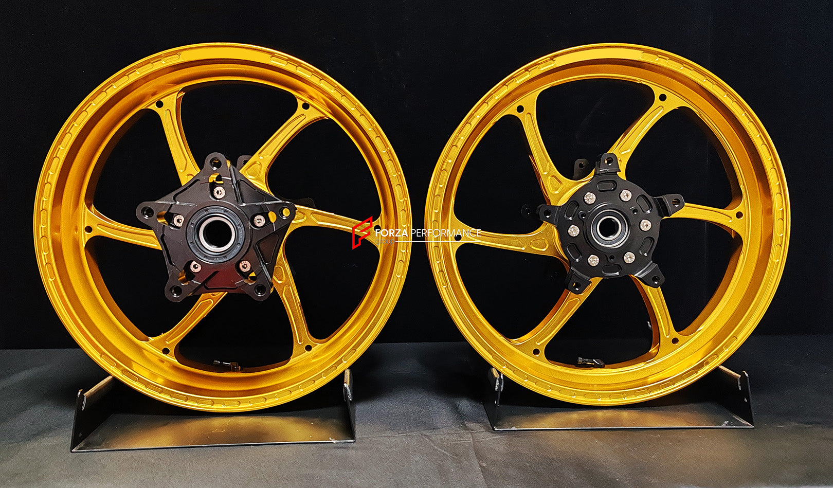 We manufacture premium quality forged motorcycle wheels rims for YAMAHA in any design, size, color.

Wheel sizes (motorcycle spec):

Front: 3.5 x 15

Rear: 4.5 x 15

Weight:

Front: 3.6 kg (7.94 lbs)

Rear: 4.75 kg (10.47 lbs)


Finishing: Gloss Gold

Forza Performance Group engineers and manufactures each forged motorcycle wheel individually per order. This ensures precise fitment, uncompromised strength, and unique styling. Whether for racing, touring, or daily use — our wheels are built for both performa