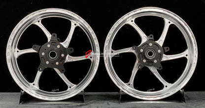 We manufacture premium quality forged motorcycle wheels rims for YAMAHA in any design, size, color.

Wheel sizes (motorcycle spec):

Front: 3.5 x 15

Rear: 4.5 x 15

Weight:

Front: 3.6 kg (7.94 lbs)

Rear: 4.75 kg (10.47 lbs)


Finishing: Gloss Silver

Forza Performance Group engineers and manufactures each forged motorcycle wheel individually per order. This ensures precise fitment, uncompromised strength, and unique styling. Whether for racing, touring, or daily use — our wheels are built for both perfor