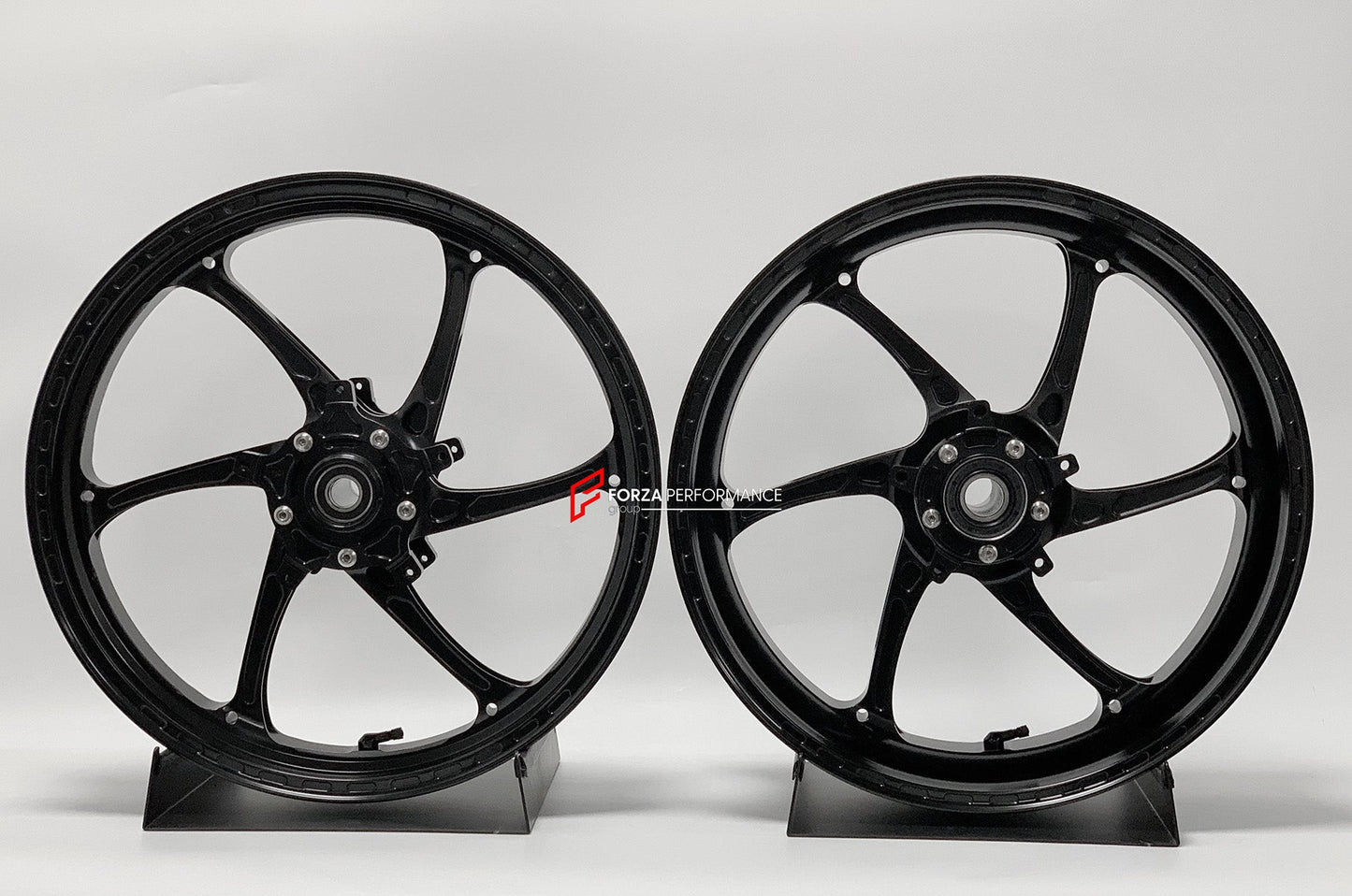We manufacture premium quality forged motorcycle wheels rims for YAMAHA in any design, size, color.

Wheel sizes (motorcycle spec):

Front: 3.5 x 17

Rear: 5.5 x 17

Weight:

Front: 4 kg (8.82 lbs)

Rear: 4.85 kg (10.69 lbs)


Finishing: Satin Black

Forza Performance Group engineers and manufactures each forged motorcycle wheel individually per order. This ensures precise fitment, uncompromised strength, and unique styling. Whether for racing, touring, or daily use — our wheels are built for both performan