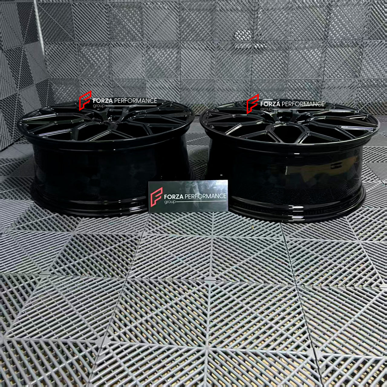 FORZA PERFORMANCE 21 22 INCH FORGED WHEELS RIMS for RIVIAN R1T 2024 custom fit VOSSEN HF2