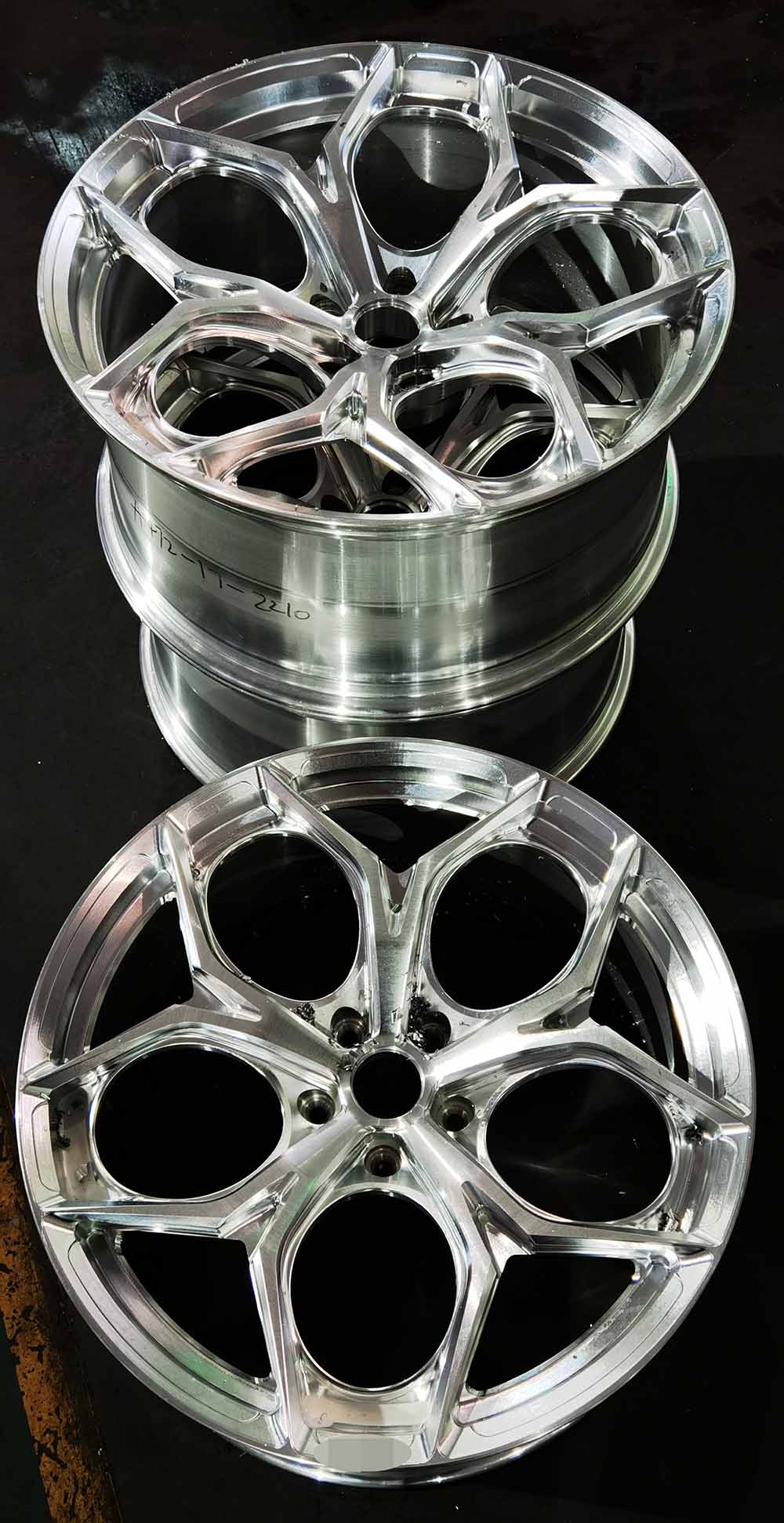 FORZA PERFORMANCE GROUP 20 INCH FORGED WHEELS FOR JEEP GRAND CHEROKEE SRT8 custom fit S111SC