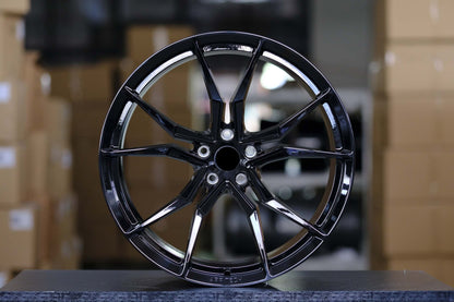 FORGED WHEELS for Lamborghini Urus, Huracán, Aventador, Murciélago, Gallardo L04
