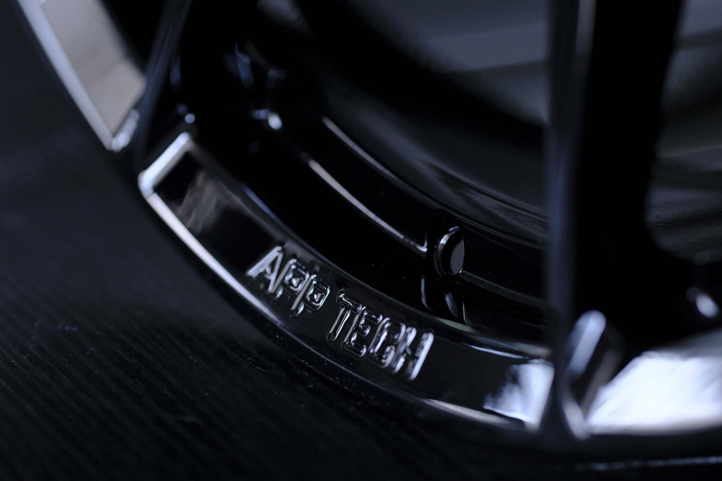 FORGED WHEELS for Lamborghini Urus, Huracán, Aventador, Murciélago, Gallardo L04