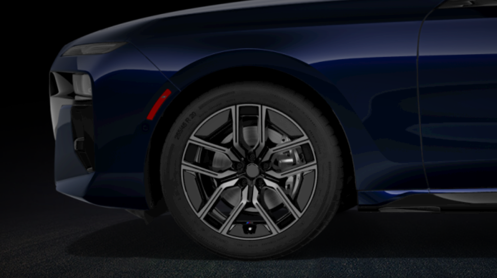 907 M BICOLOUR  We manufacture premium quality forged wheels rims for   NEW BMW 7 SERIES G70 730i 735i 740i 730d 740d 750e 760i i7 M760e 2022+ in any design, size, color.  Wheels size:  Front 20 x 9  Rear 20 x 10,5  Forged wheels can be produced in any wheel specs by your inquiries and we can provide our specs  Compared to standard alloy cast wheels, forged wheels have the highest strength-to-weight ratio; they are 20-25% lighter while maintaining the same load factor.