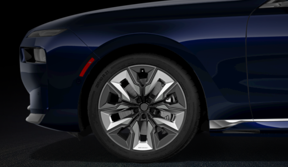 910 MULTICOLOUR DARK GREY 3D We manufacture premium quality forged wheels rims for   NEW BMW 7 SERIES G70 730i 735i 740i 730d 740d 750e 760i i7 M760e 2022+ in any design, size, color.  Wheels size:  Front 20 x 9  Rear 20 x 10,5  Forged wheels can be produced in any wheel specs by your inquiries and we can provide our specs  Compared to standard alloy cast wheels, forged wheels have the highest strength-to-weight ratio; they are 20-25% lighter while maintaining the same load factor.
