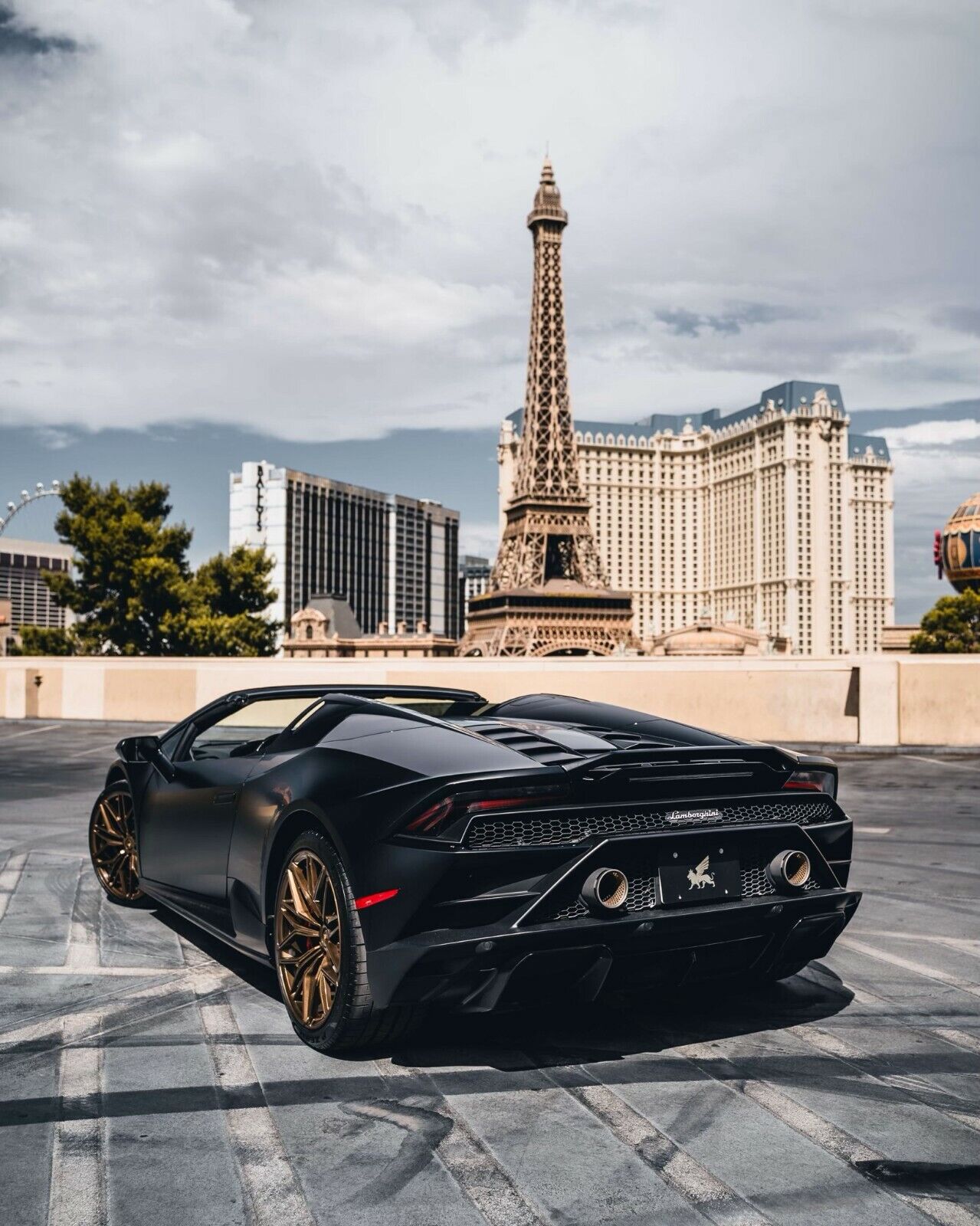 NEW SIAN WHEELS We manufacture premium quality forged wheels rims for   LAMBORGHINI HURACAN in any design, size, color.  Wheels size:  Front 20 x 8.5 ET 37  Rear 20 x 11 ET 36  PCD: 5x112  CB:  Front 57.1  Rear 66.5  Forged wheels can be produced in any wheel specs by your inquiries and we can provide our specs