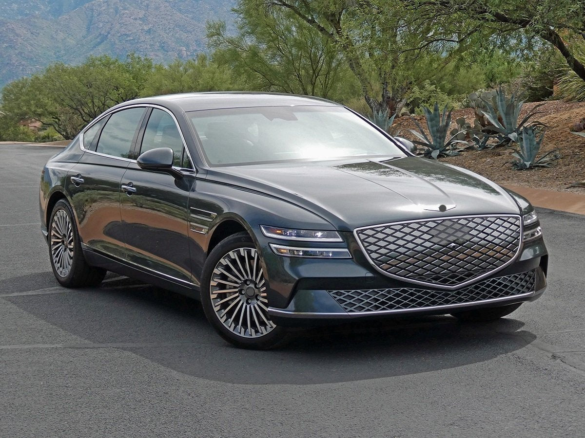 OEM GENESIS We manufacture premium quality forged wheels rims for   GENESIS G80 RG3 2020+ in any design, size, color.  Wheels size:   Front 20 x 8.5 ET 43.5  Rear 20 x 9.5 ET 56  PCD: 5 x 114.3  CB: 67.1  Forged wheels can be produced in any wheel specs by your inquiries and we can provide our specs