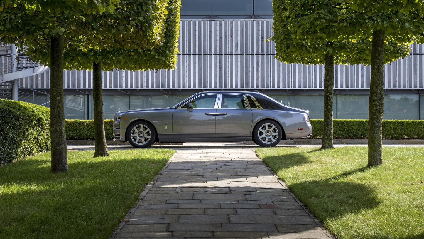 STYLE 677 ALLOY WHEELS for ROLLS-ROYCE SPECTRE Cullinan, Ghost, Dawn, Wraith, Phantom, Drophead RR39