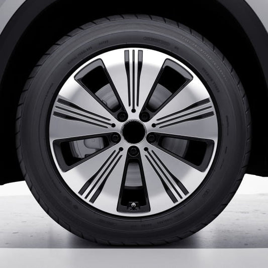 We manufacture premium quality forged wheels rims for   Mercedes-benz EQA H243 2021+ in any design, size, color.  Wheels size:  Front 18 x 7,5 ET 53,5  Rear 18 x 7,5 ET 53,5  PCD: 5 x 112  CB: 66,6  Highlights: genuine Mercedes-Benz rims 5-spoke wheel colour: black high-sheen Forged wheels can be produced in any wheel specs by your inquiries and we can provide our specs