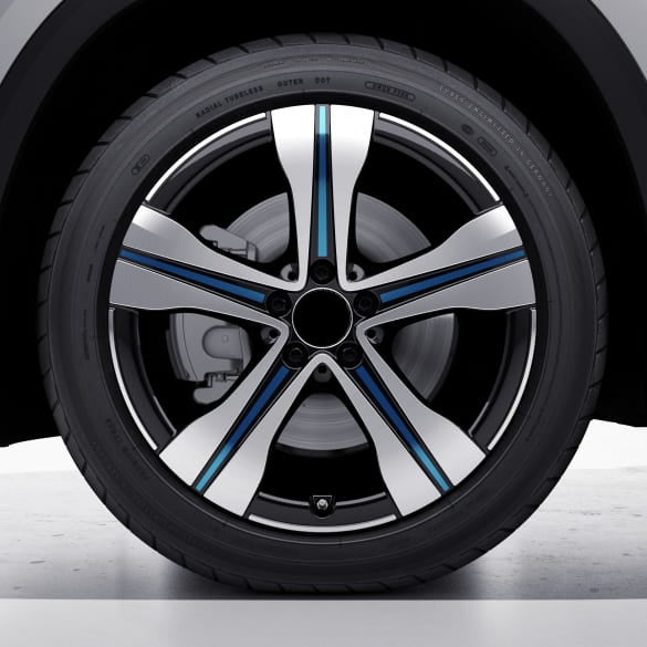 We manufacture premium quality forged wheels rims for   Mercedes-benz EQA H243 2021+, EQB X243 2021+ in any design, size, color.  Wheels size:  Front 19 x 7,5 ET 53,5  Rear 19 x 7,5 ET 53,5  PCD: 5 x 112  CB: 66,6  Highlights: genuine Mercedes-Benz rims 5-spoke wheel colour: black with blue elements high-sheen Forged wheels can be produced in any wheel specs by your inquiries and we can provide our specs